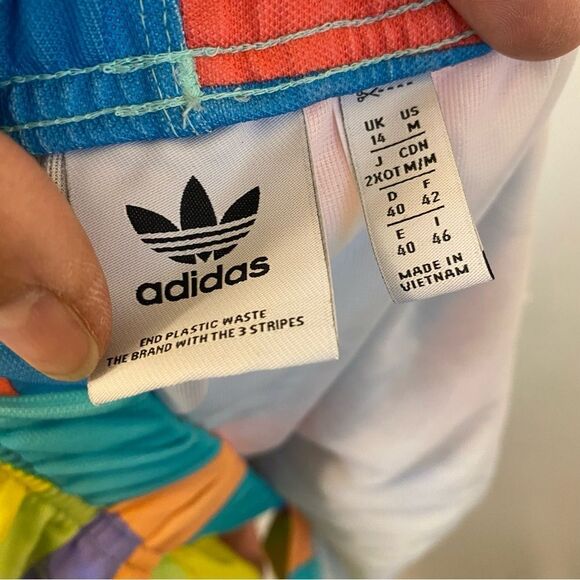Adidas Surf Shorts Colorblock Patchwork bright bold rainbow colorful Women's M - Picture 6 of 13